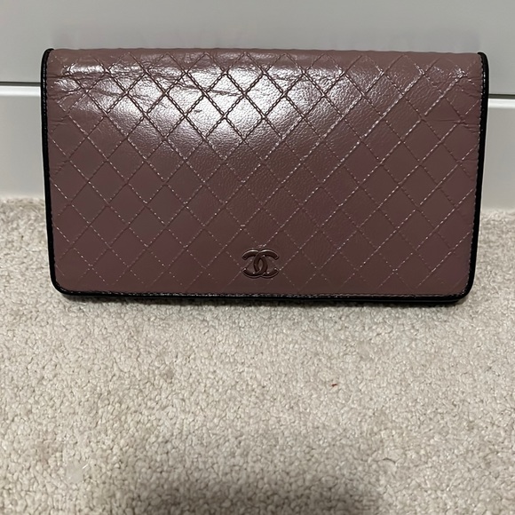 Chanel quilted bifold - Picture 1 of 6